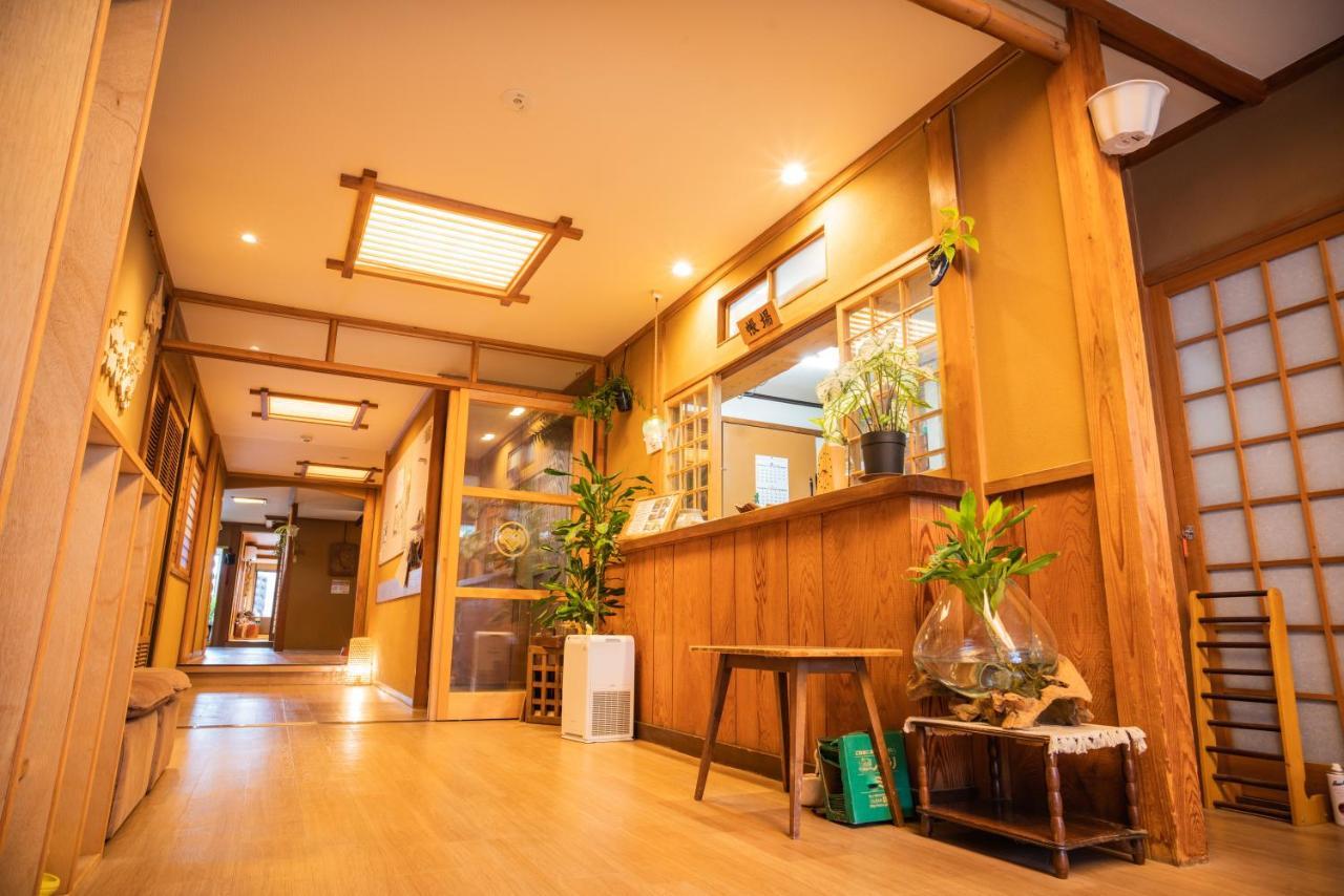 Aibiya Bed & Breakfast Yamanouchi  Exterior foto
