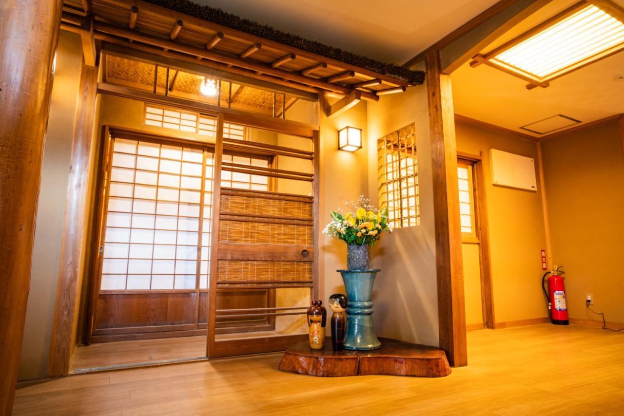 Aibiya Bed & Breakfast Yamanouchi  Exterior foto