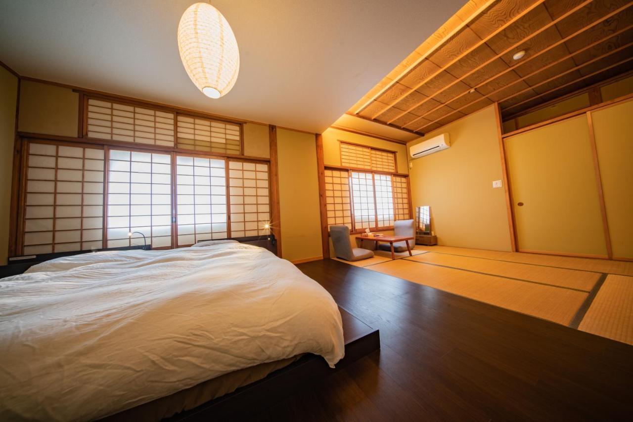 Aibiya Bed & Breakfast Yamanouchi  Exterior foto