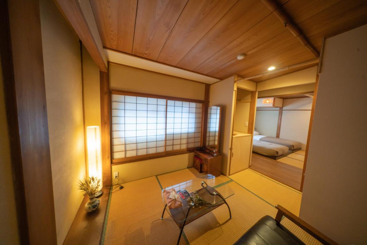 Aibiya Bed & Breakfast Yamanouchi  Exterior foto